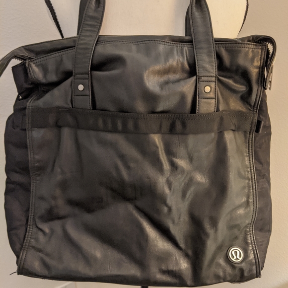 lululemon athletica Handbags - Lululemon Travel Bag